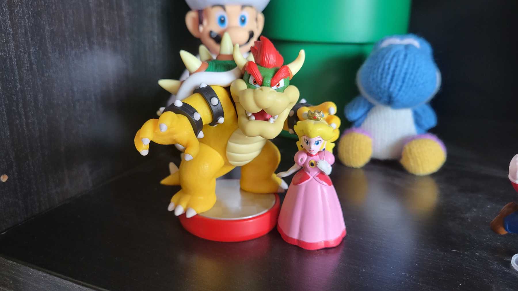 bowser amiibo